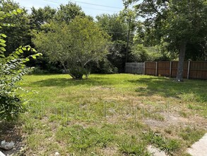 560 Loraine Cir in Greenville, TX - Building Photo - Building Photo