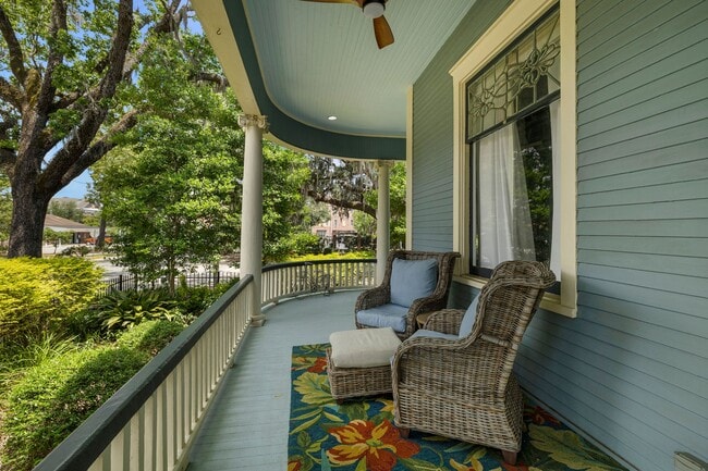 121 E 36th St in Savannah, GA - Building Photo - Building Photo