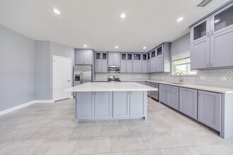 5402 Oriole St in Houston, TX - Foto de edificio - Building Photo