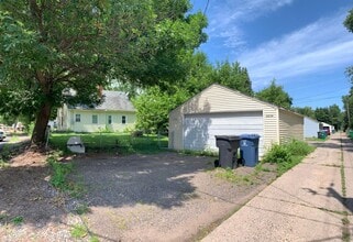 4904 Xerxes Ave N in Minneapolis, MN - Building Photo - Building Photo