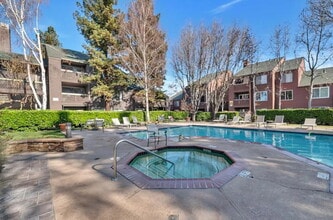 1056 Yarwood Ct in San Jose, CA - Building Photo - Building Photo