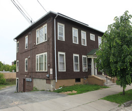 154 Oak St in Binghamton, NY - Building Photo - Building Photo