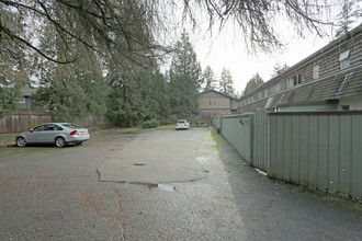 3430-3450 Capilano Rd in North Vancouver District, BC - Building Photo - Building Photo