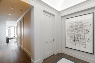 3376 Peachtree Rd in Atlanta, GA - Building Photo - Building Photo