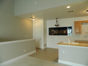 248 Adams Pointe Blvd, Unit 5 in Mars, PA - Foto de edificio - Building Photo