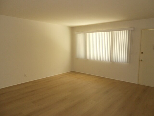 1457 S Westgate Ave in Los Angeles, CA - Building Photo