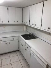 7725 SW 86th St, Unit 416 in Miami, FL - Building Photo - Building Photo
