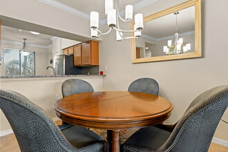9826 Giaveno Cir, Unit Giaveno 1534 in Naples, FL - Building Photo - Building Photo