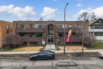 Regency Apartments in St. Paul, MN - Building Photo - Primary Photo