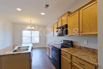 7071 Shadesbrook Dr in Tuscaloosa, AL - Building Photo - Building Photo