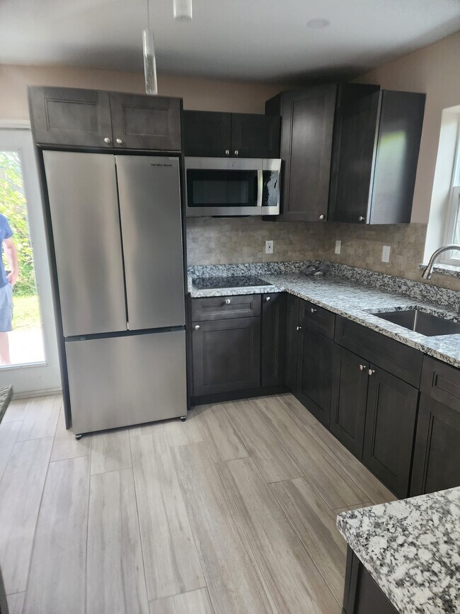 1650 SW 117th Ave in Davie, FL - Building Photo - Building Photo