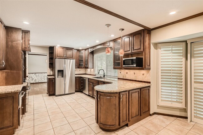 property at 8086 S Vance Ct