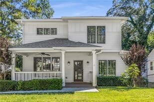 207 Mellrich Ave NE in Atlanta, GA - Building Photo