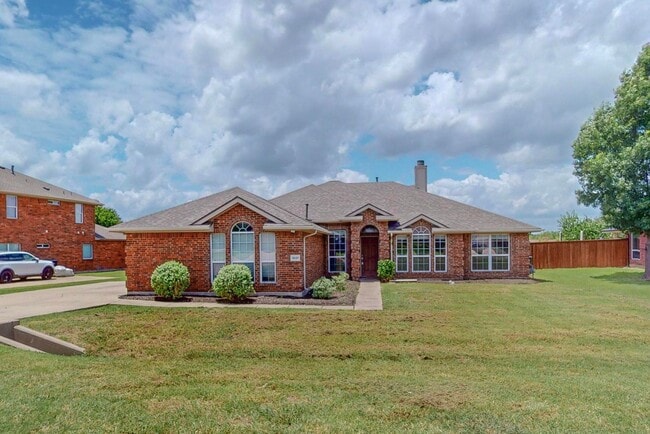 property at 3037 Stoney Hollow Ln