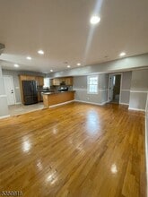 4 University Pl in East Orange, NJ - Building Photo - Building Photo