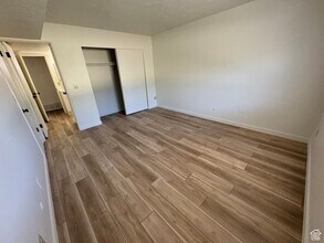 5630 Meadow Ln, Unit 197 in South Ogden, UT - Building Photo - Building Photo