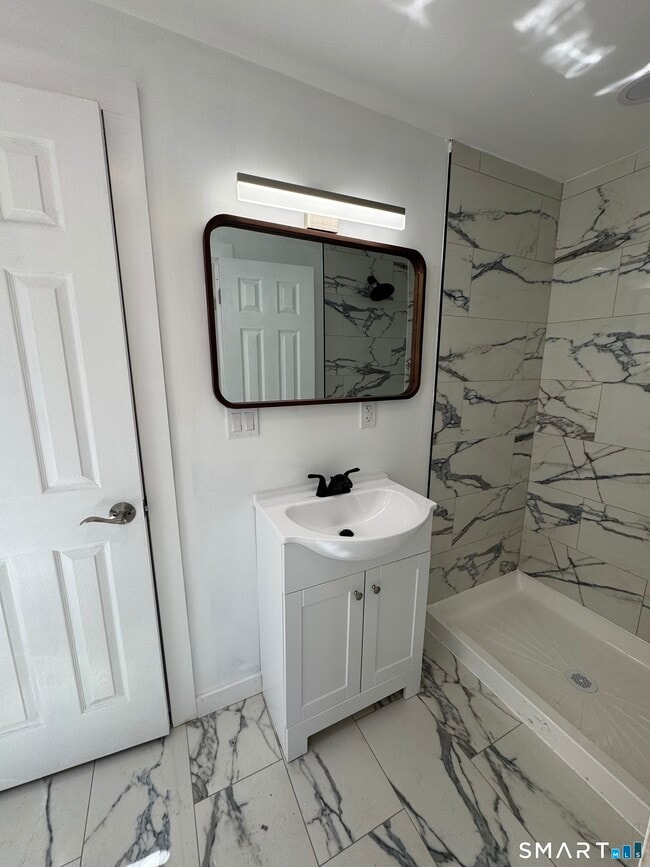 property at 139 Poplar St