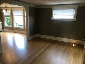 2347-2349 Federal Ave E in Seattle, WA - Building Photo - Building Photo