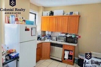 17 Highgate St in Boston, MA - Foto de edificio - Building Photo