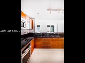 244 Biscayne Blvd, Unit # 1503 in Miami, FL - Building Photo