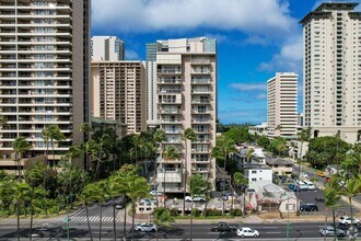 2115 Ala Wai Blvd, Unit 605 in Honolulu, HI - Building Photo - Building Photo