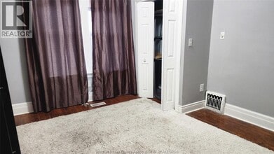 1011 Pelissier St in Windsor, ON - Building Photo - Building Photo