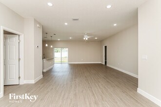 717 Lavender St SE in Palm Bay, FL - Building Photo - Building Photo