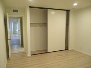 3802 Dunford Ln in Inglewood, CA - Building Photo - Building Photo