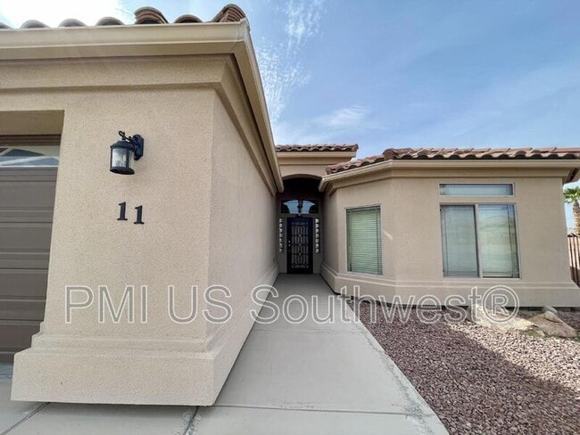 11 Hickory Knoll Cir in Mohave Valley, AZ - Building Photo - Building Photo