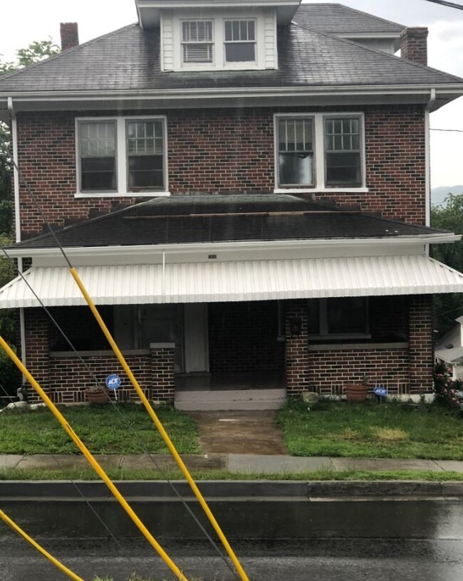 property at 632 McDowell Ave NW