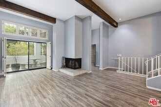 1559 Palisades Dr in Los Angeles, CA - Building Photo - Building Photo