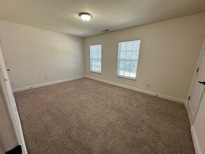 Kensington Townhomes in Demorest, GA - Foto de edificio - Building Photo