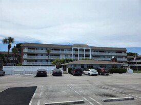 1965 SE 5th Ct in Pompano Beach, FL - Building Photo