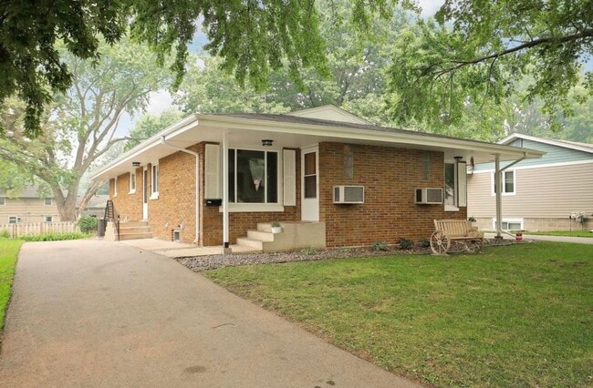 730 6th Ave S, Unit 730 6th Ave S