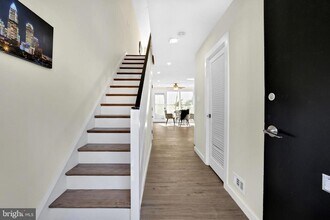 224 G St SW in Washington, DC - Building Photo - Building Photo