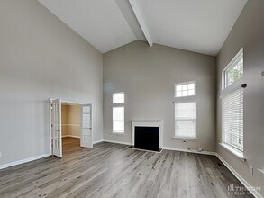 121 Stoneheath Dr in Columbia, SC - Building Photo - Building Photo