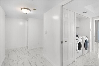 8750 S Ocean Dr in Jensen Beach, FL - Building Photo - Building Photo