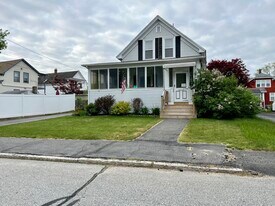 28 Mercier Ave, Unit 2 in Manchester, NH - Building Photo