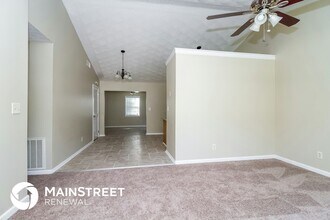 9314 Sissone Dr in Louisville, KY - Building Photo - Building Photo