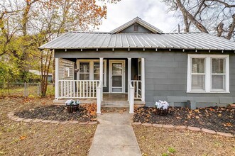 898 N Neblett Ave in Stephenville, TX - Building Photo - Building Photo