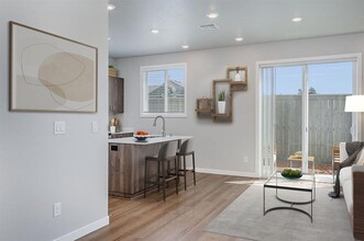 Ridgeline View in Vancouver, WA - Foto de edificio - Building Photo