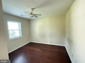 606 Stuart St-Unit -Apt 3 in Fredericksburg, VA - Building Photo - Building Photo