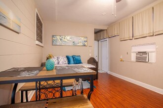 1245 Catalpa Ln in Orlando, FL - Building Photo - Building Photo
