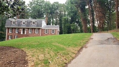 2134 Masonwood Cir SW in Snellville, GA - Building Photo - Building Photo