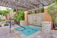 720 S Sapodilla Ave in West Palm Beach, FL - Building Photo - Building Photo