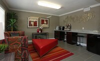 Castlewood Apartments photo'