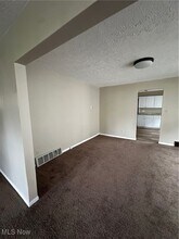 3700 E 153rd St in Cleveland, OH - Building Photo - Building Photo