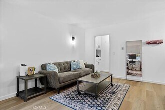 901 Linden Ave in Long Beach, CA - Building Photo - Building Photo