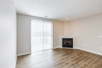 Ventana Hills in Coraopolis, PA - Building Photo - Interior Photo