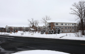 Applewood Pointe in Osseo, MN - Building Photo - Building Photo